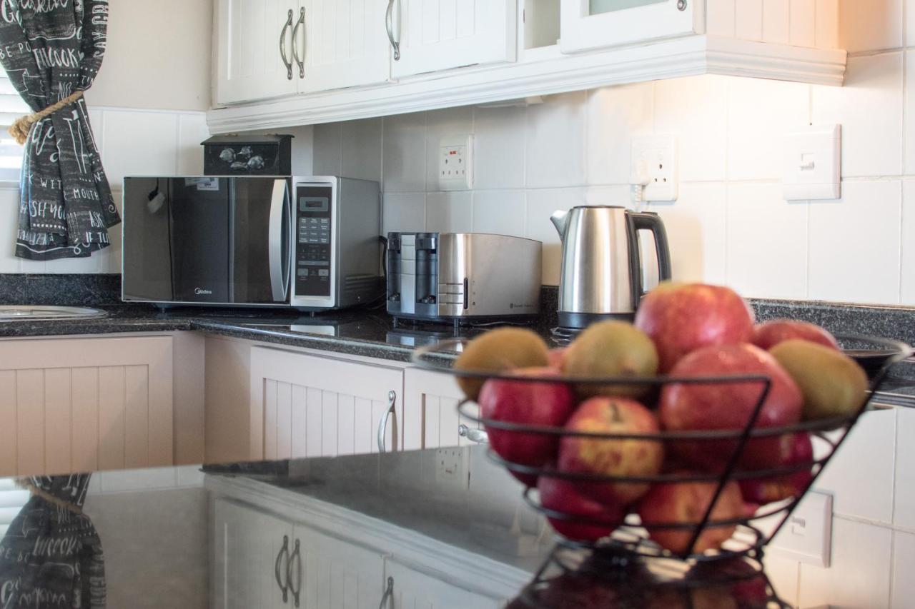 At 4 Umzumbe Beach Apartment, Mangrove Beach Estate Melville  Extérieur photo